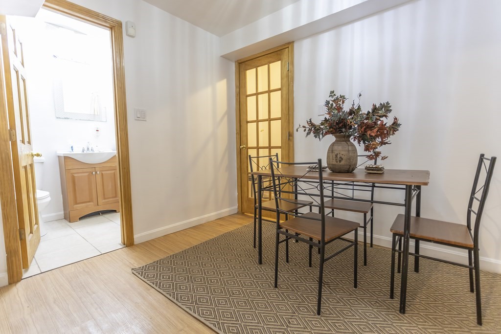 144 Cedar St, Roxbury