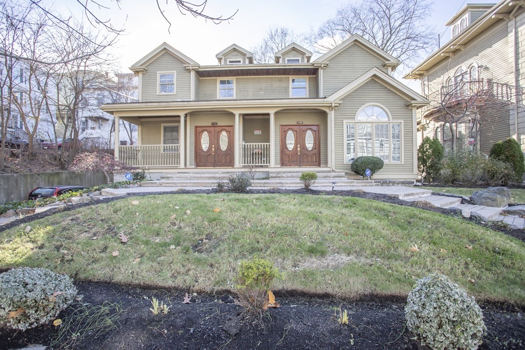 144 Cedar St, Roxbury