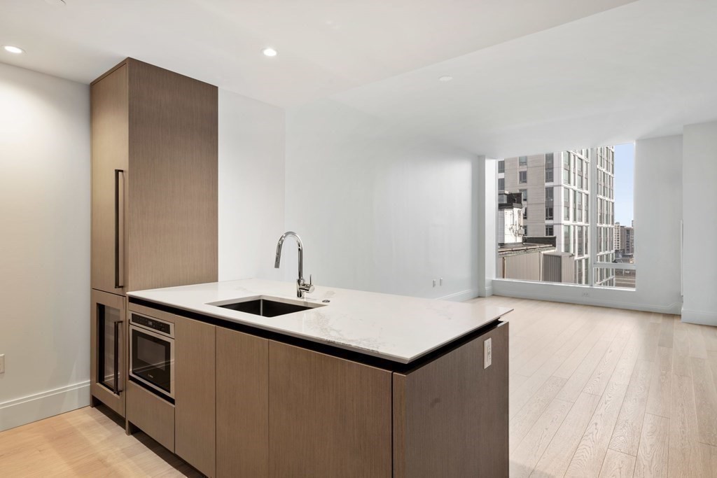 380 Harrison Ave, South End