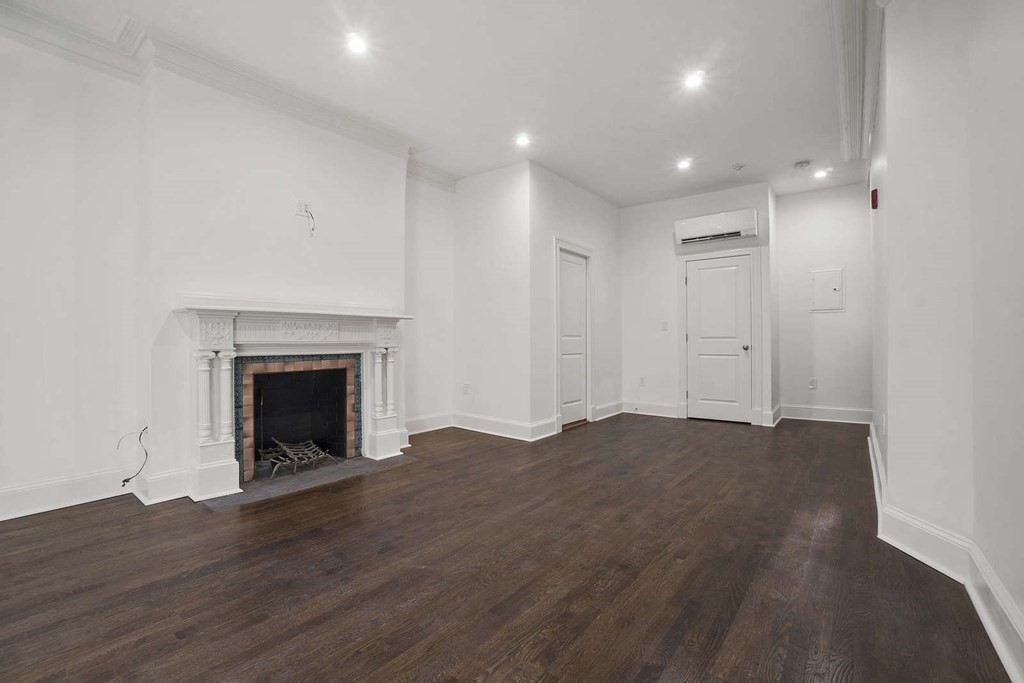 95 Saint Botolph St, Back Bay