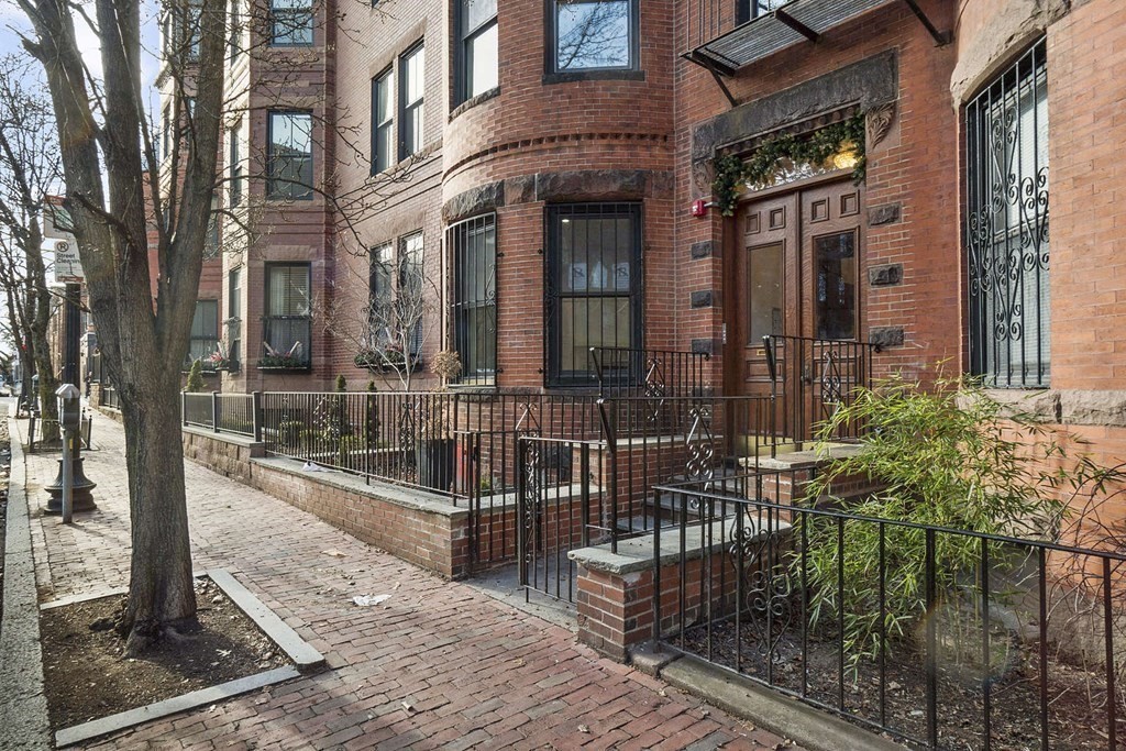 95 Saint Botolph St, Back Bay