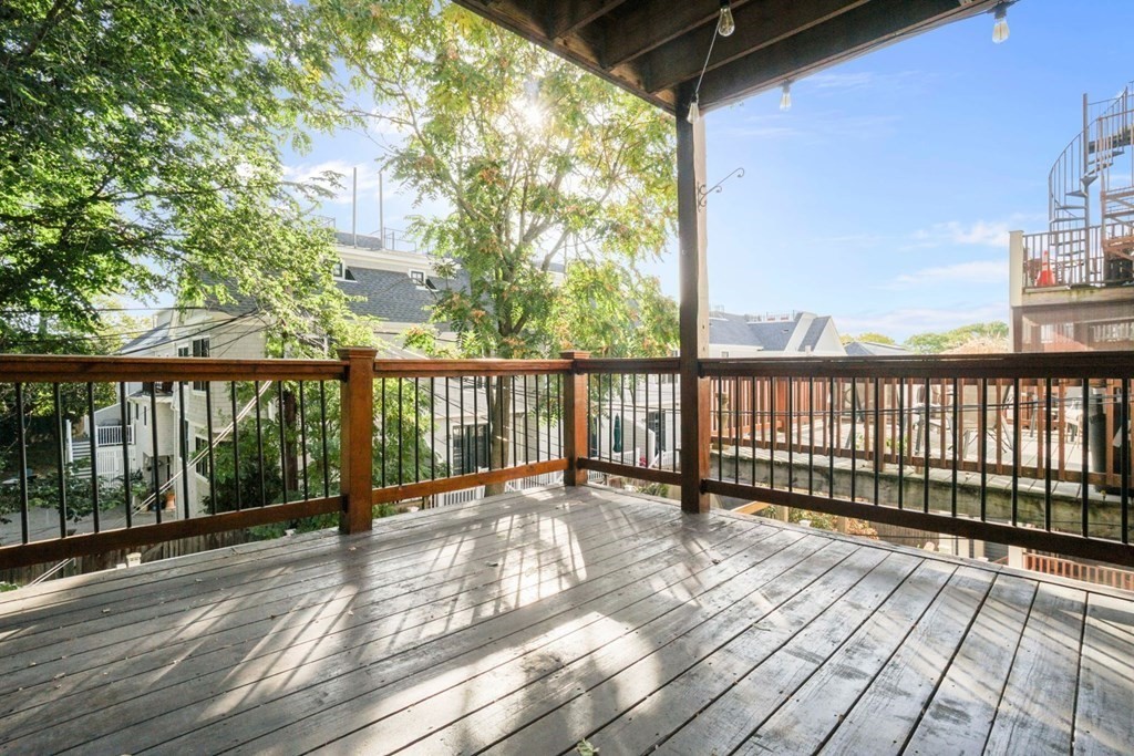 156 O St, South Boston