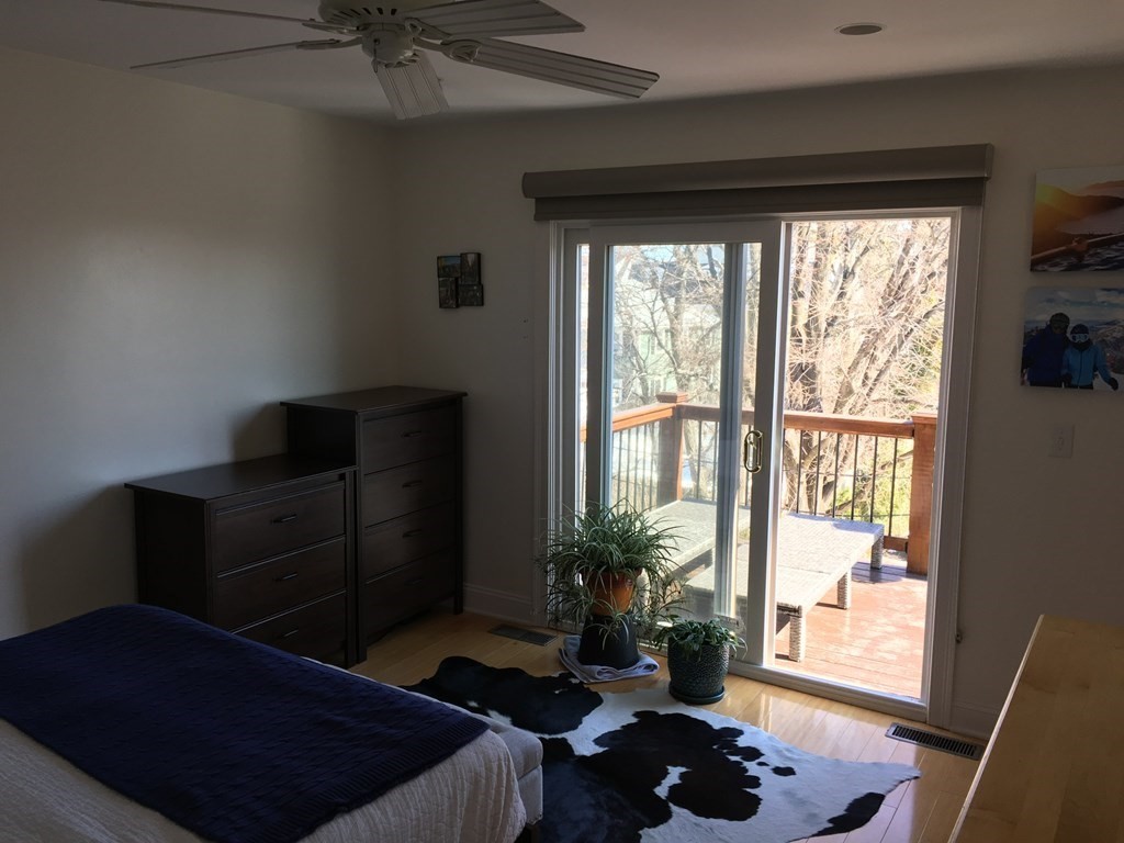 156 O St, South Boston