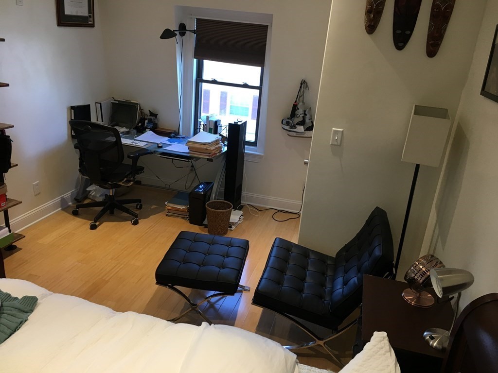 156 O St, South Boston