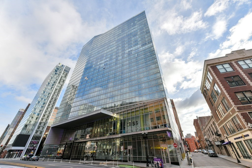 110 Stuart St, Midtown