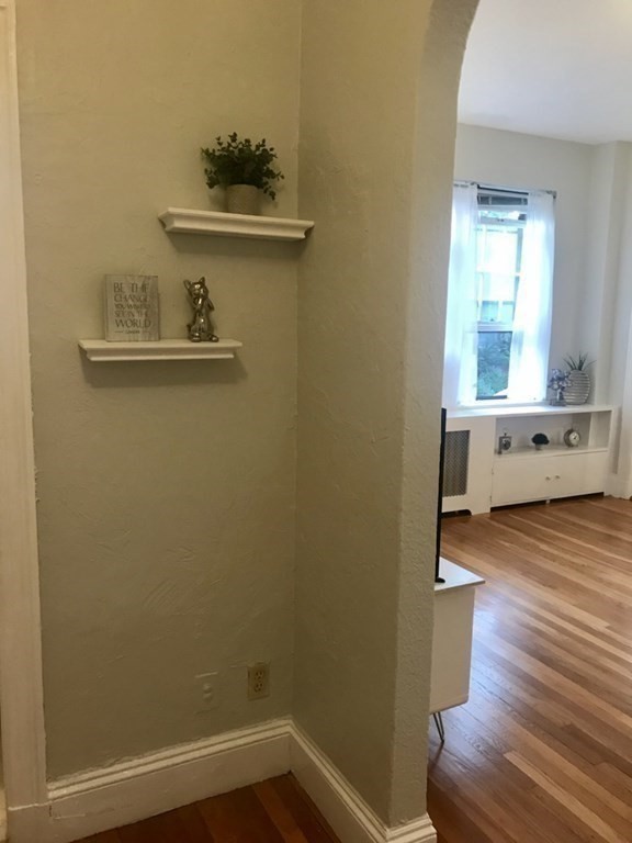 116 Englewood Ave, Brighton