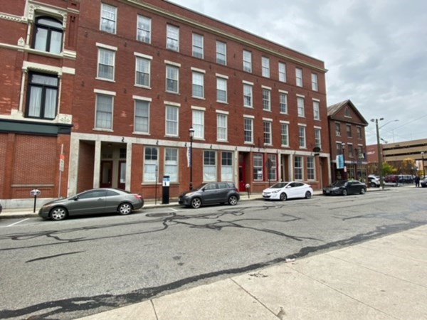 219 Central St 1E, Lowell, MA 01852