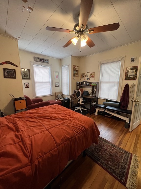 12 14 Hancock St, Davis Square