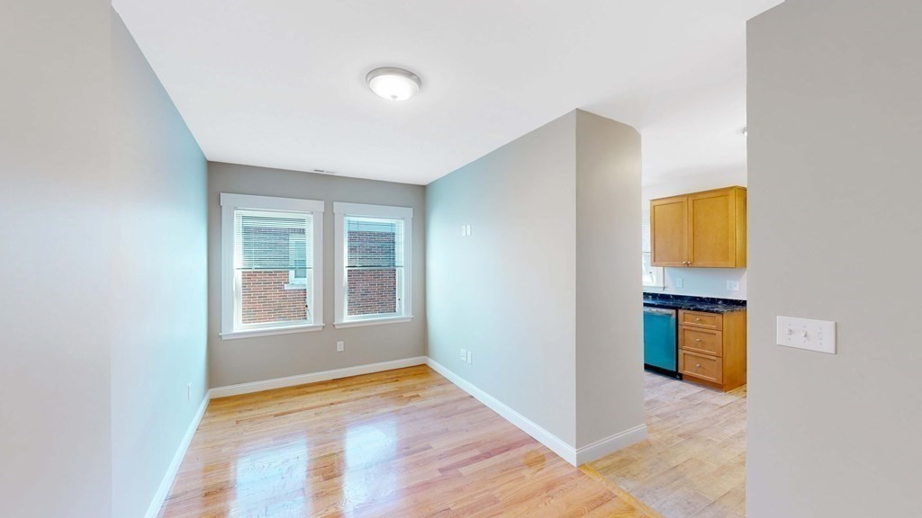 25 Main St, Magoun Square