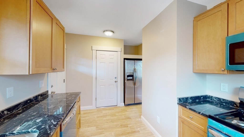 25 Main St, Magoun Square