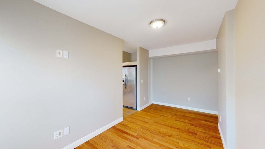 25 Main St, Magoun Square