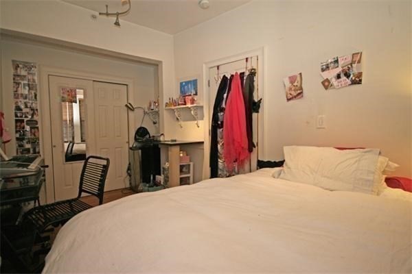 75 Burbank St, Fenway