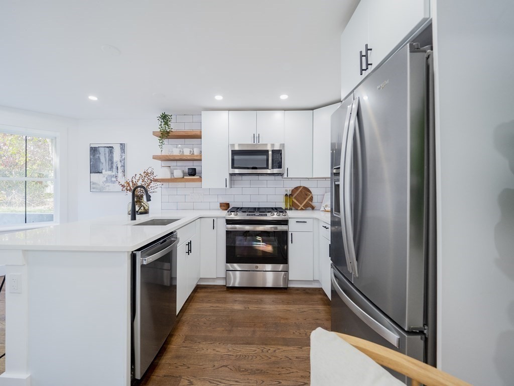 333 Maverick St, East Boston