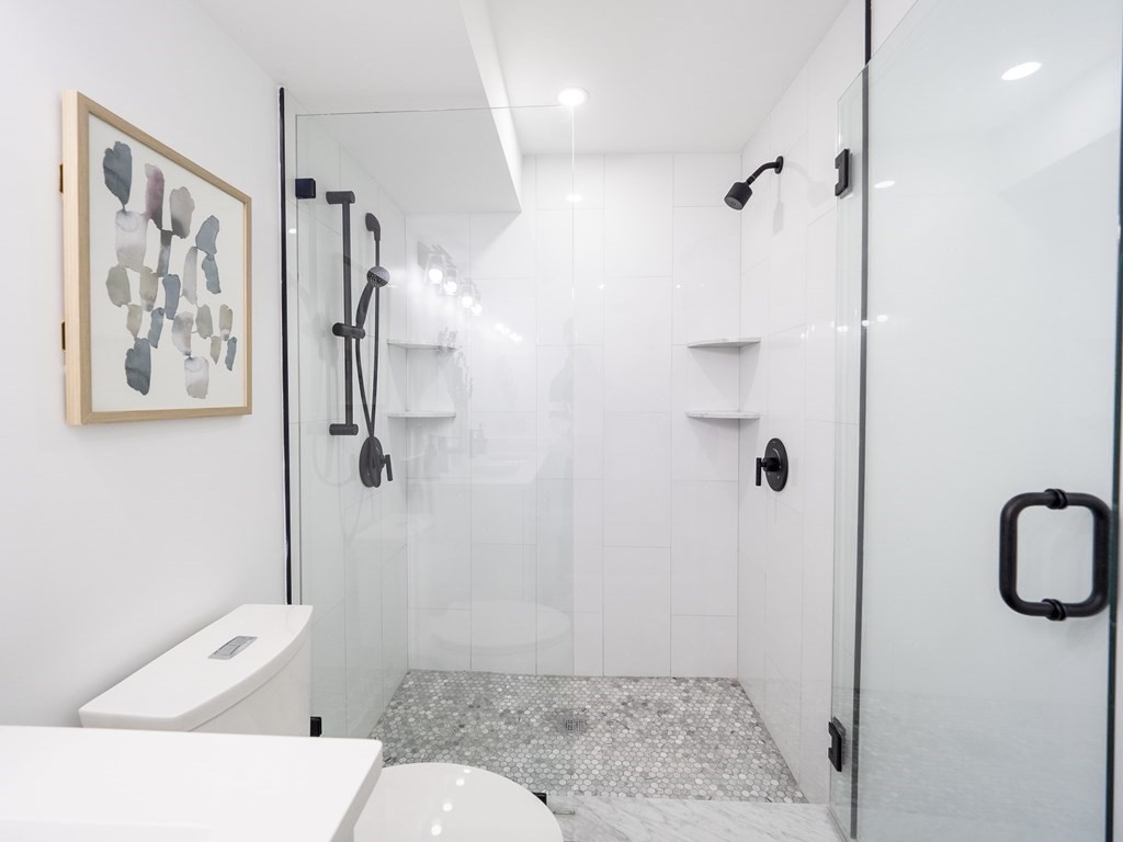 333 Maverick St, East Boston