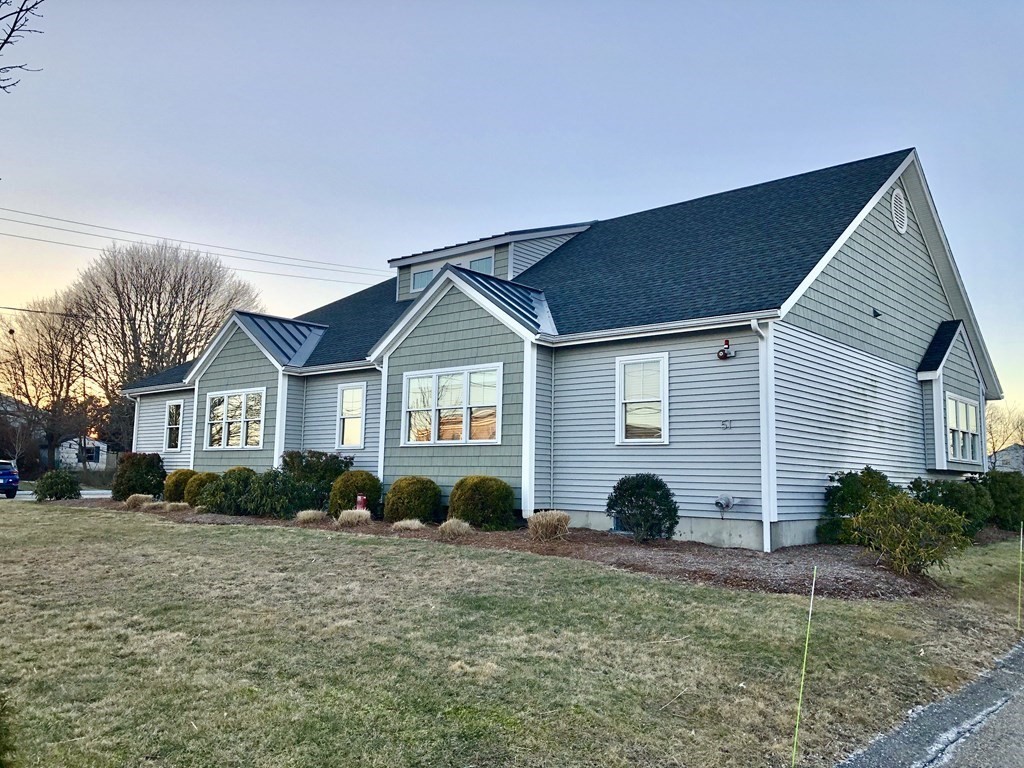 51 Obery St, Plymouth, MA 02360