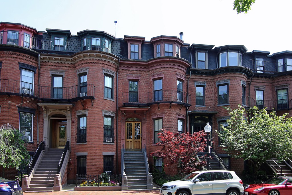 211 Newton St, South End
