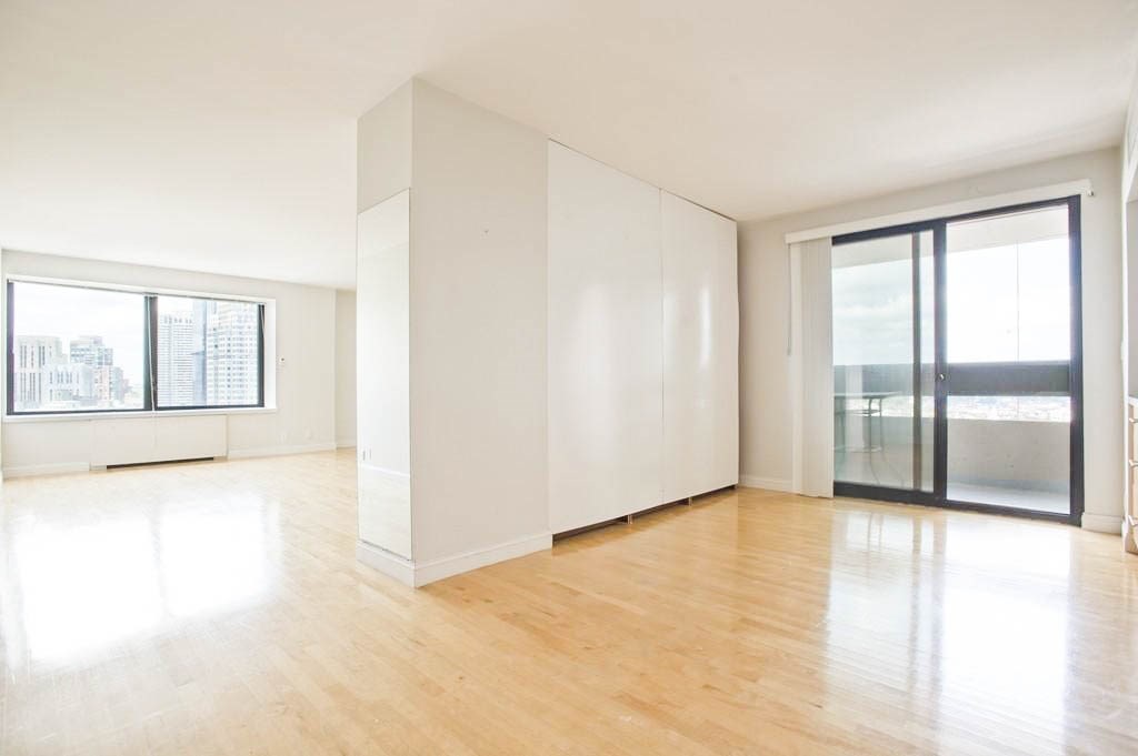 85 India Row, Waterfront