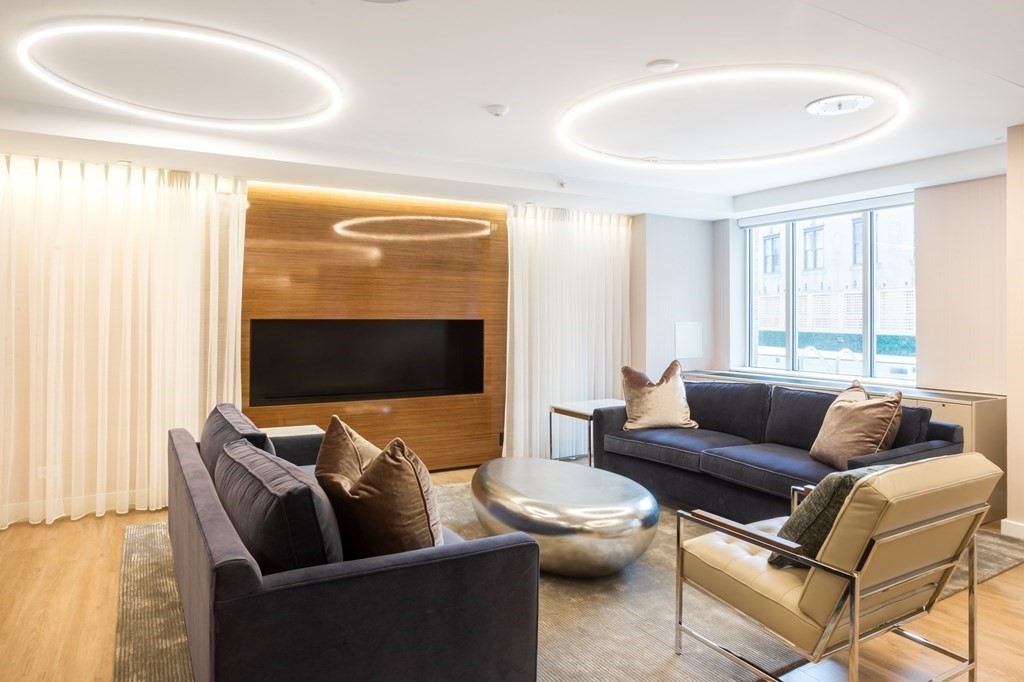 151 Tremont St, Theatre District