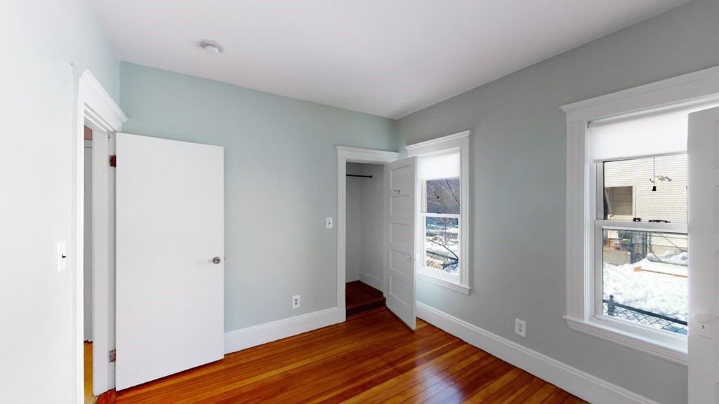 70 Hudson St, Winter Hill