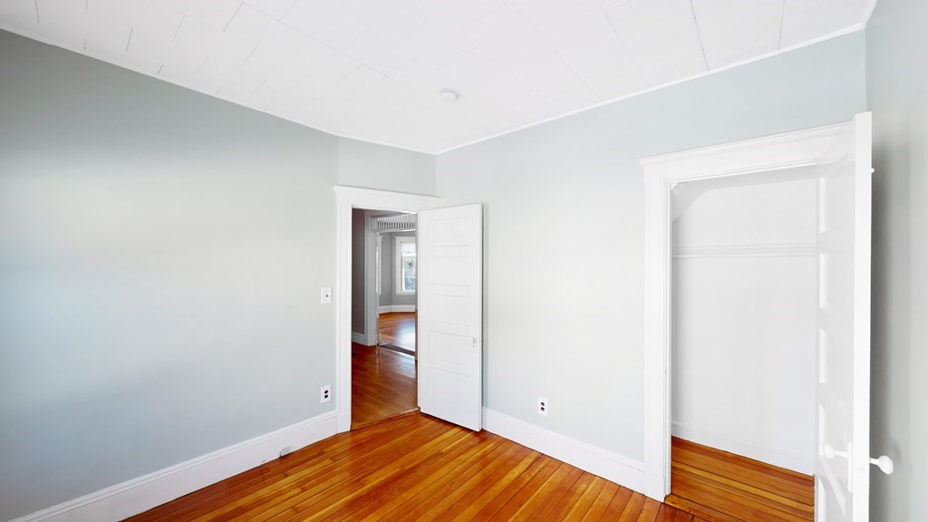 70 Hudson St, Winter Hill