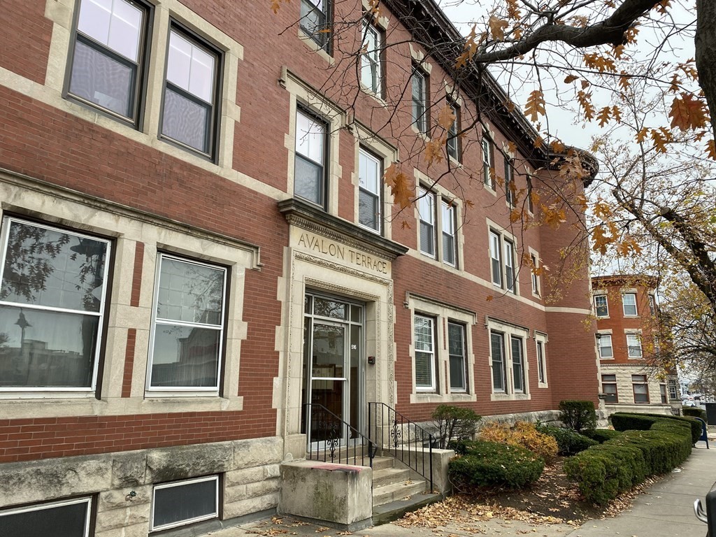 514 516 Harvard St, Coolidge Corner