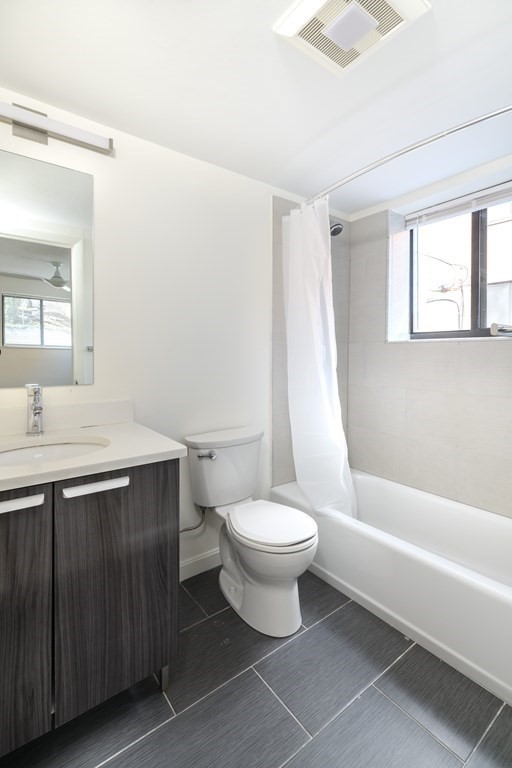 44 Parker Hill Ave, Mission Hill