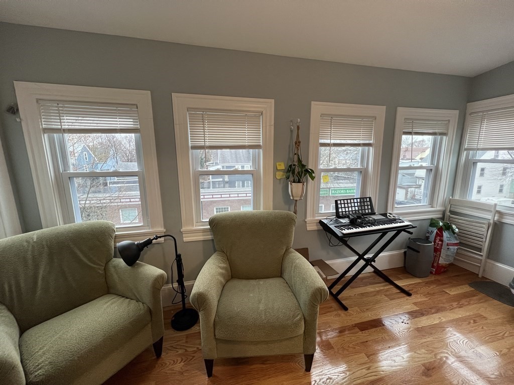 307 Highland Ave, Davis Square