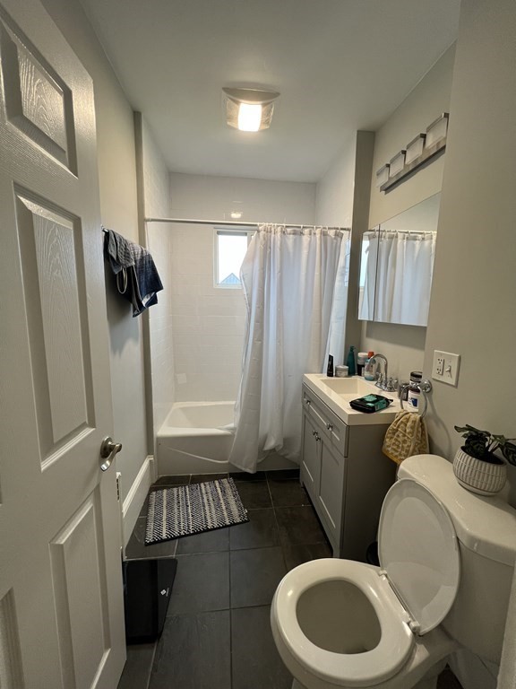 307 Highland Ave, Davis Square