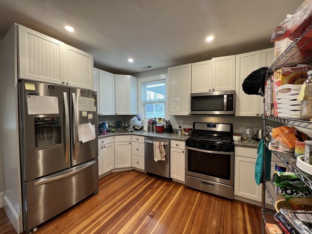 307 Highland Ave, Davis Square