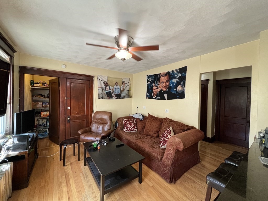 221 Holland St, Teele Square