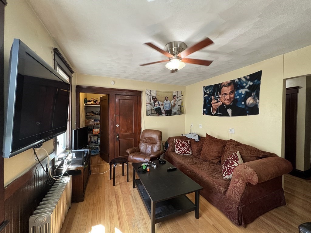 221 Holland St, Teele Square