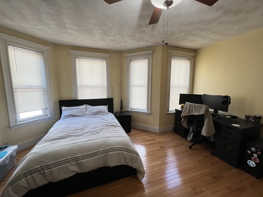 221 Holland St, Teele Square