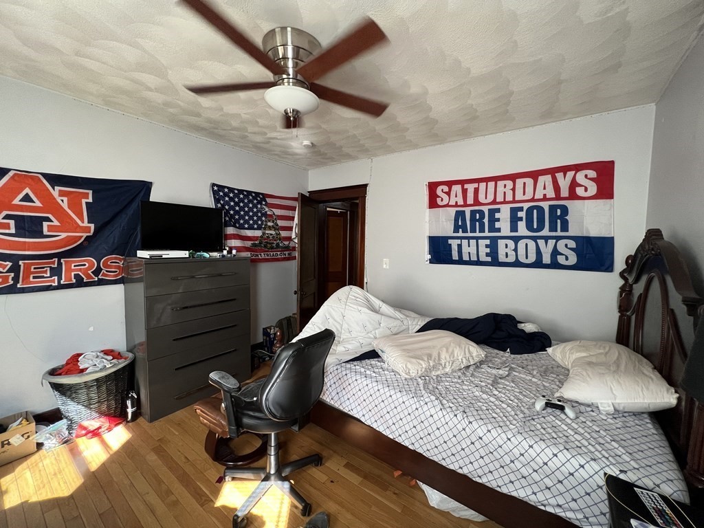 221 Holland St, Teele Square