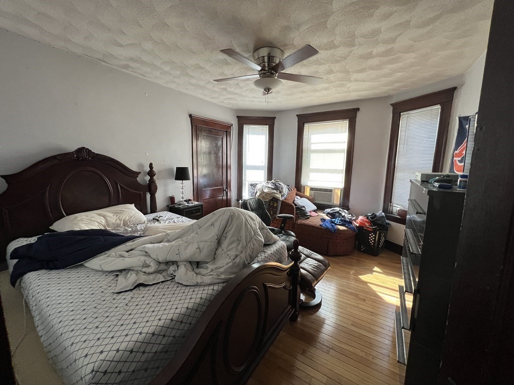 221 Holland St, Teele Square