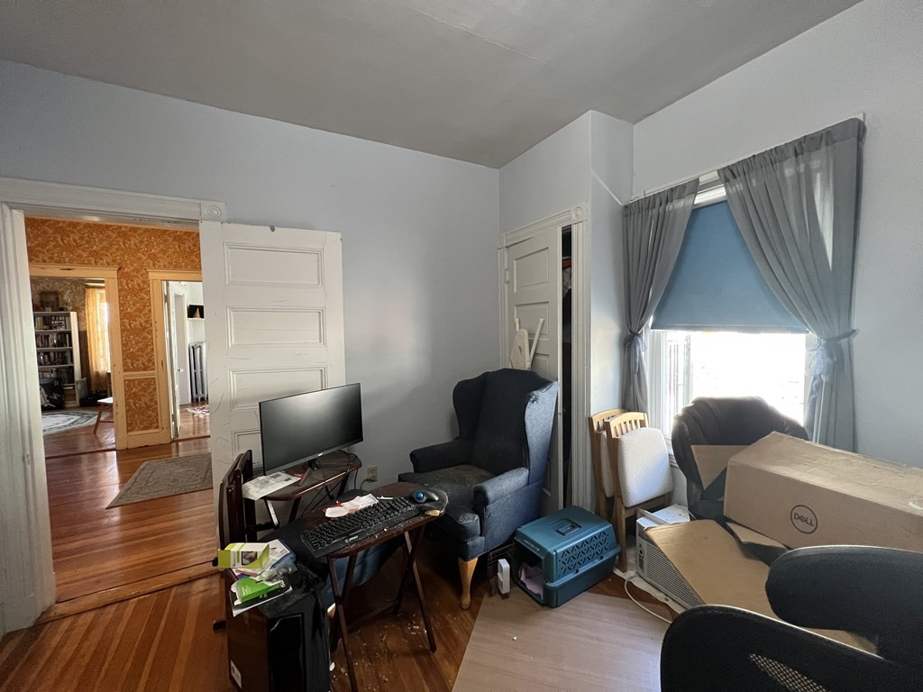 51 Ibbetson St, Davis Square