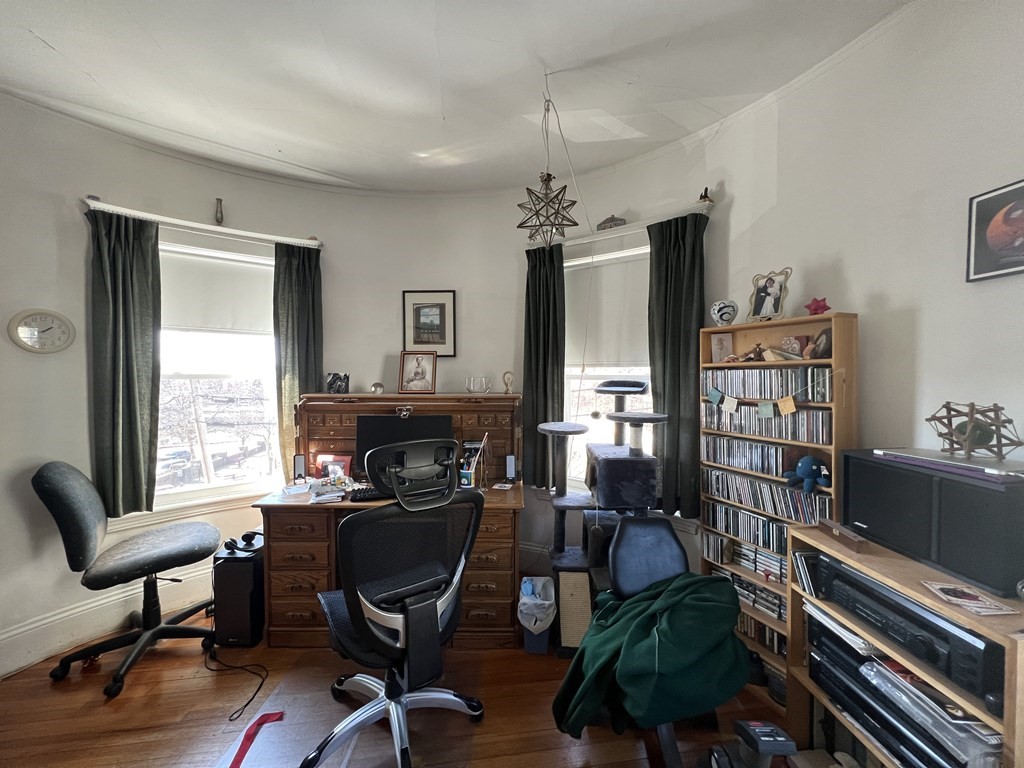 51 Ibbetson St, Davis Square