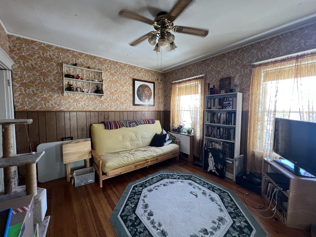 51 Ibbetson St, Davis Square