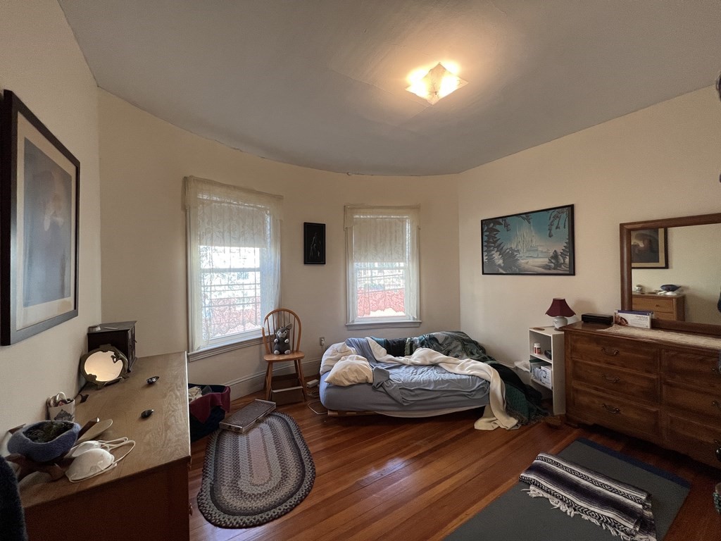 51 Ibbetson St, Davis Square