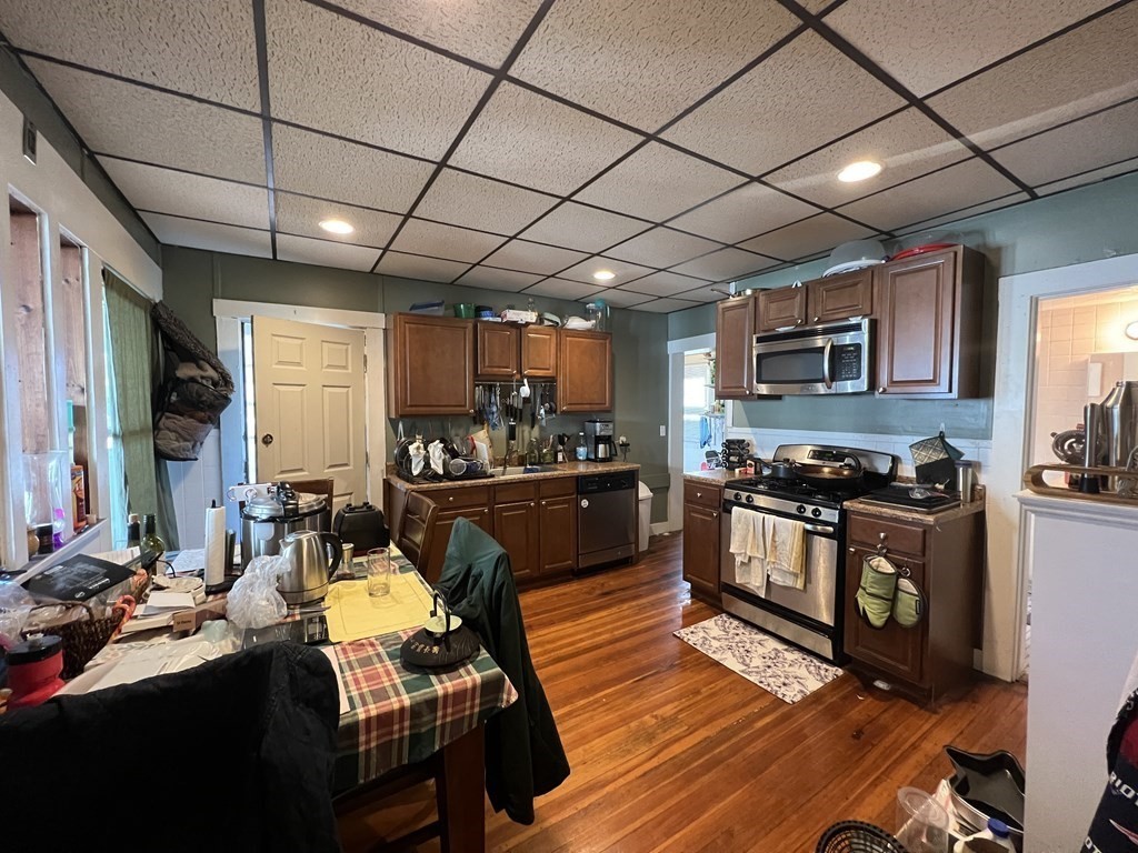 363 Beacon St, Spring Hill