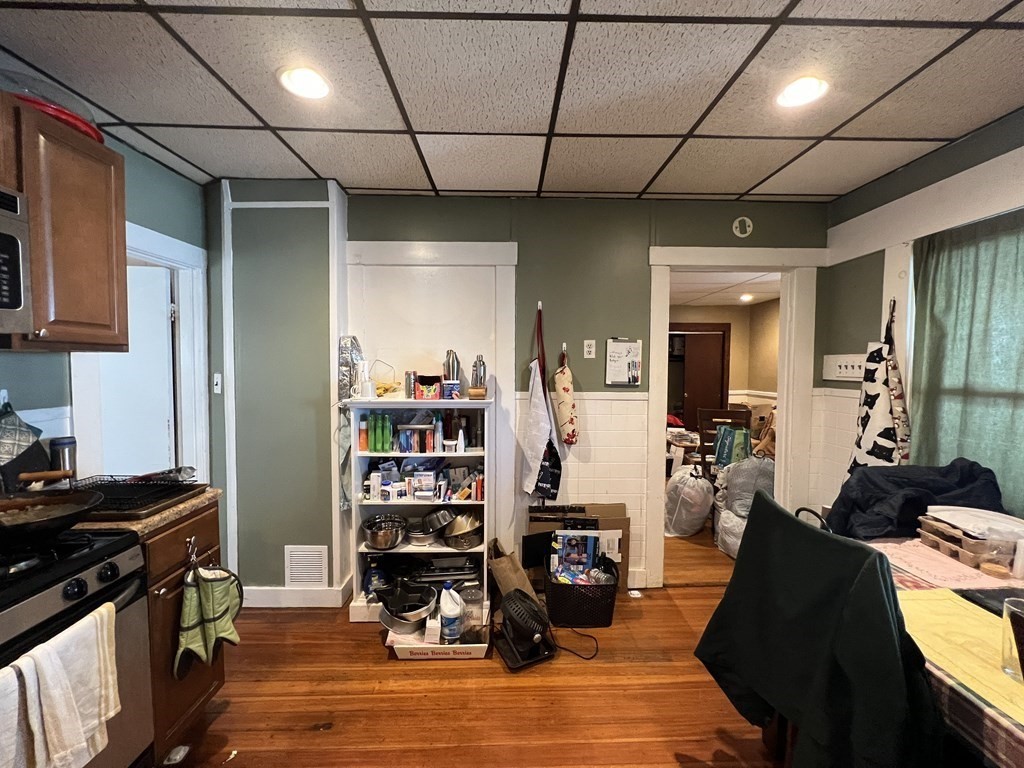 363 Beacon St, Spring Hill