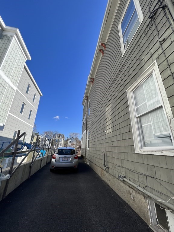 363 Beacon St, Spring Hill