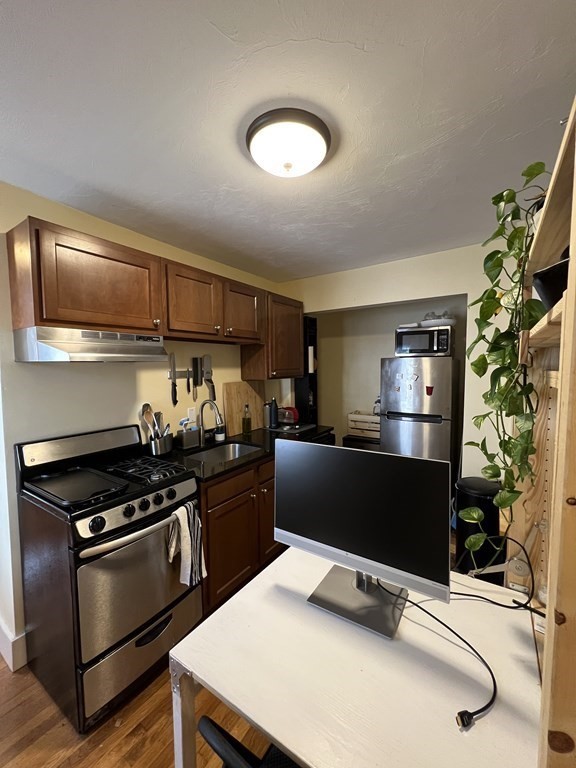 57 Blake St, Porter Square