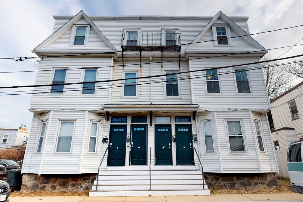 26 Blaine St, Allston