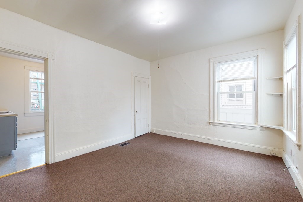 26 Blaine St, Allston