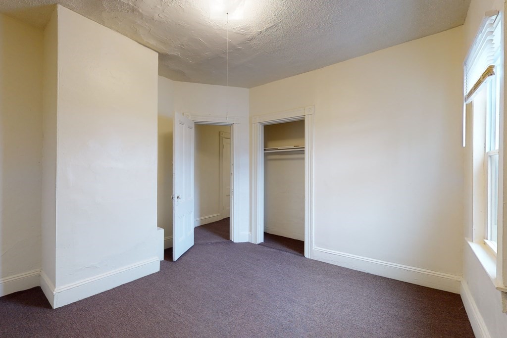 26 Blaine St, Allston