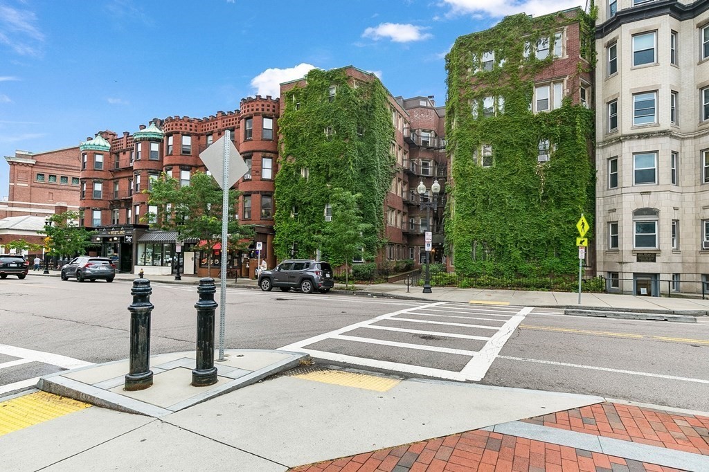 16 20 Westland Ave, Fenway