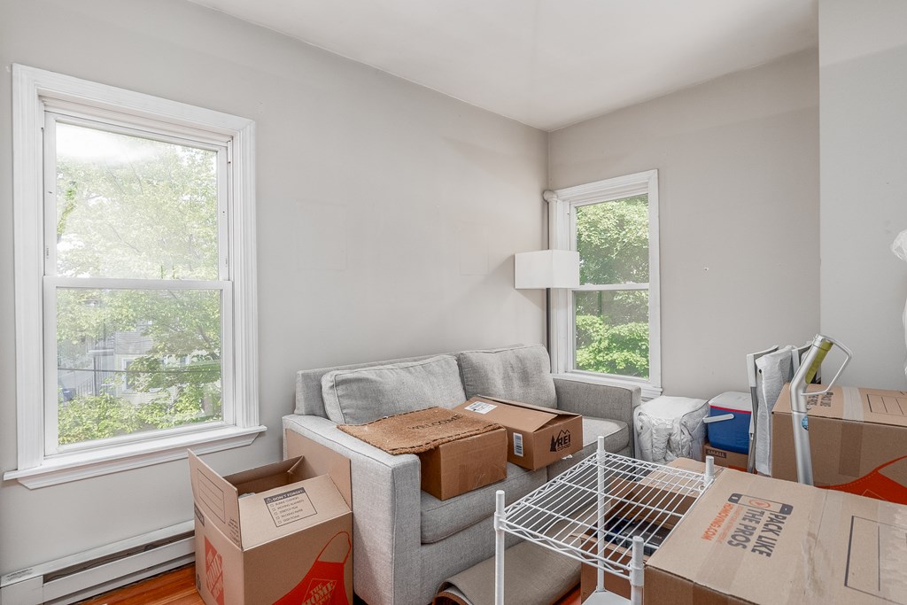 97 College Ave, Davis Square