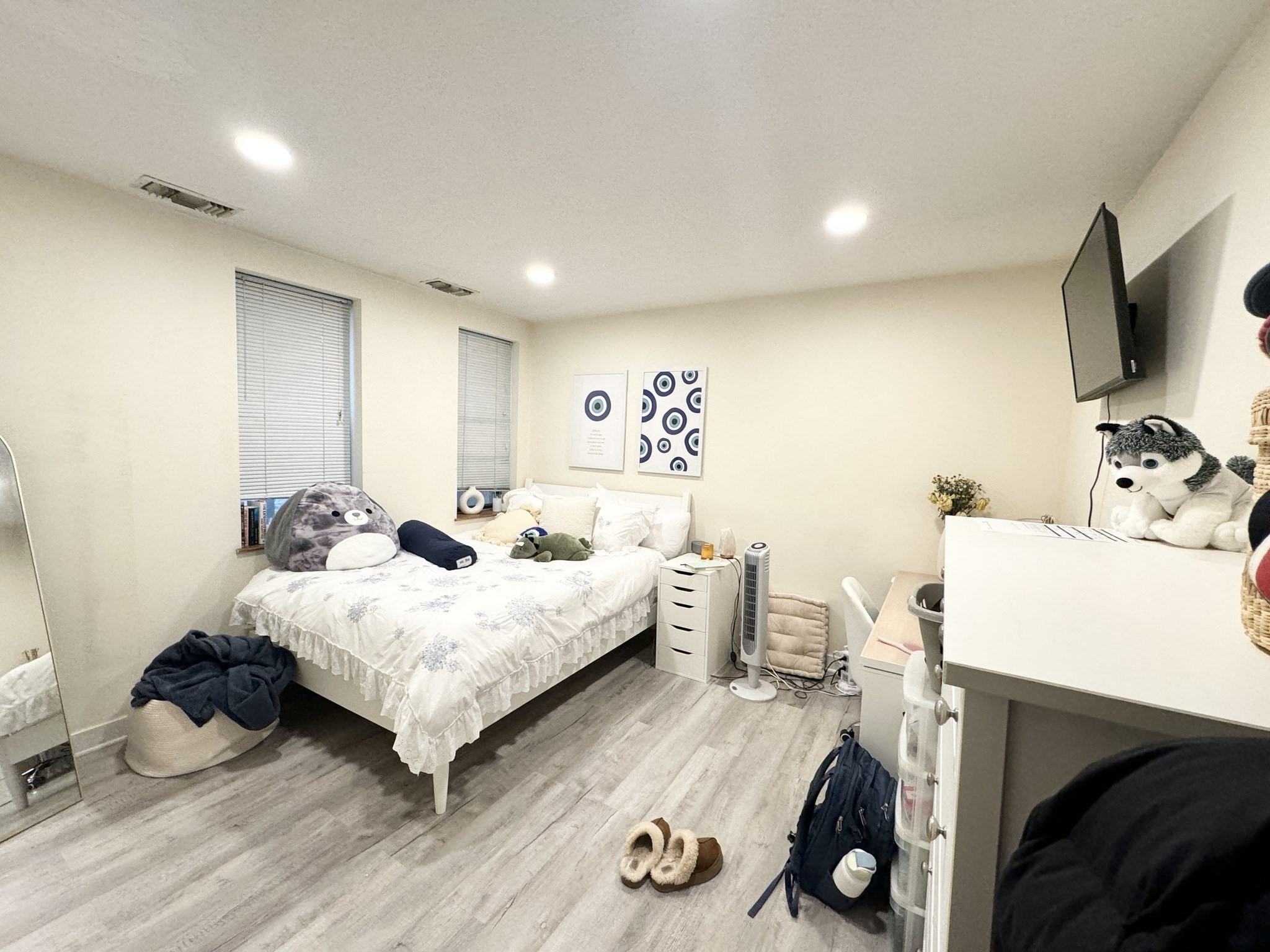 71 Gainsborough St, Fenway