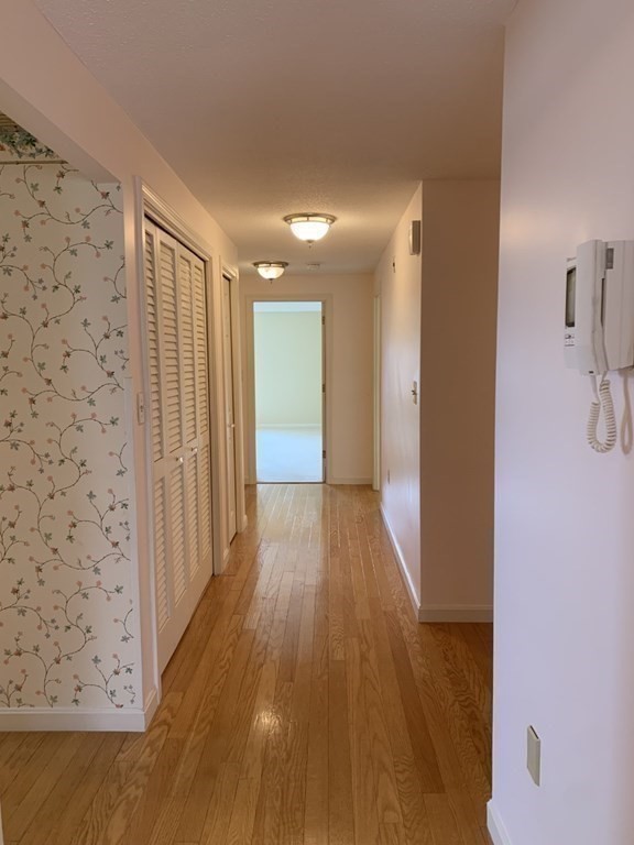 70 Weatherly Dr, Salem