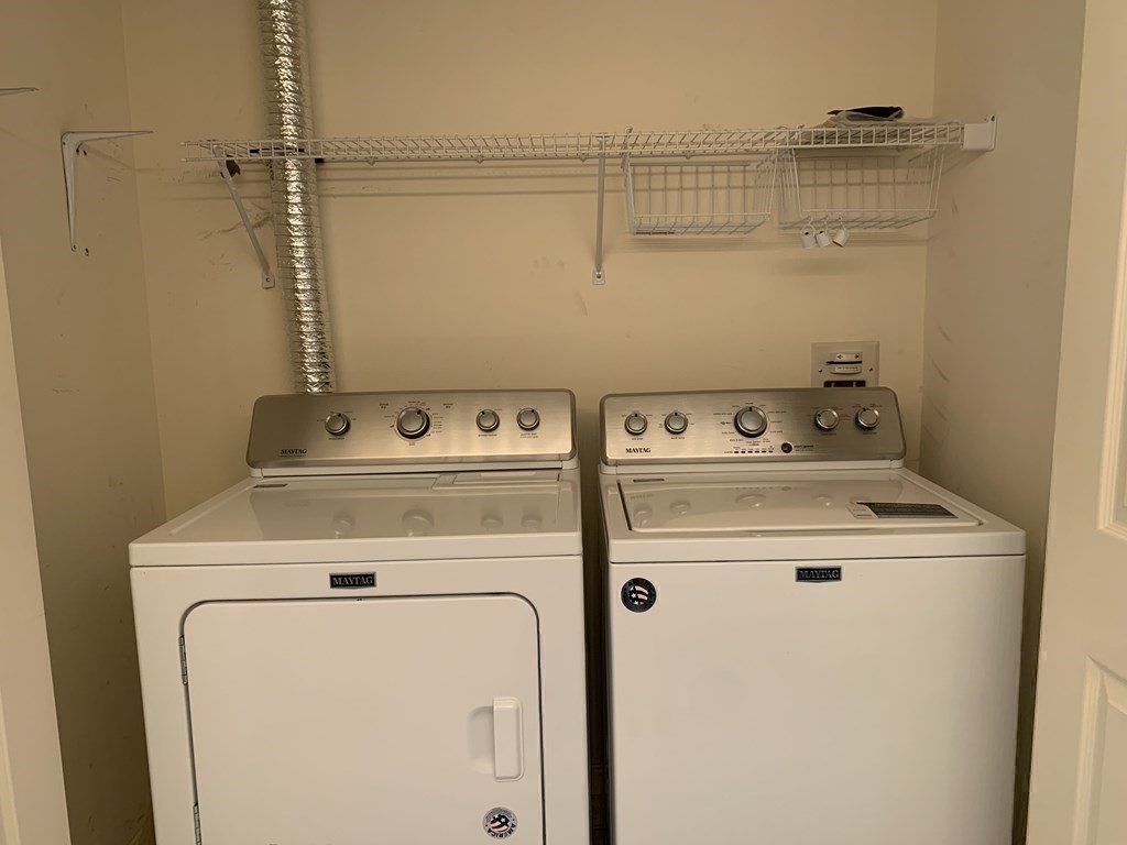 70 Weatherly Dr, Salem